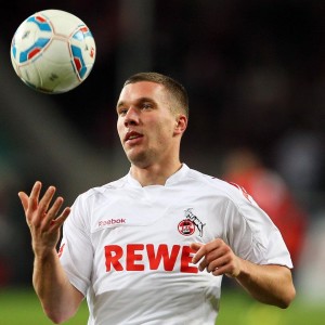 开云体育客服-英超：热刺3-2险胜莱斯特城，孙兴慜表现抢眼，孙兴慜热刺进球数